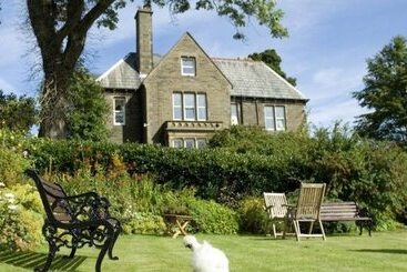 فندق Ashmount Country House