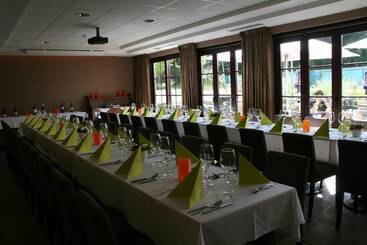 בית מלון כפרי De Boskar Houthalen