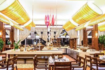 هتل Emeralda Resort Ninh Binh