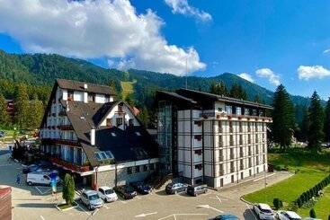 בית מלון כפרי Escalade