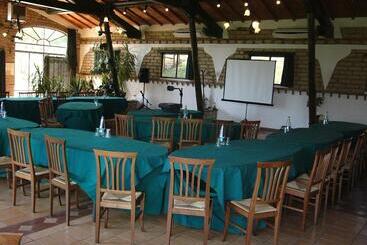 Отель Fattoria Pieve A Salti