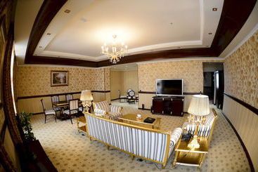 هتل Golden Palace Tsakhkadzor