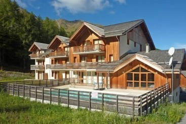 호텔 La Combe D Or