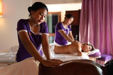 فندق Robinson Maldives  Adults Only