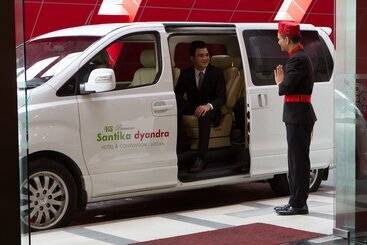 Santika Premiere Dyandra Hotel & Convention Medan