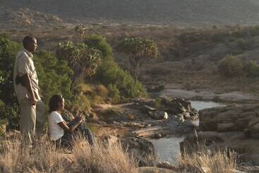 בית מלון כפרי Sarova Shaba Game Lodge