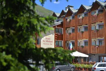 هتل St. Michael