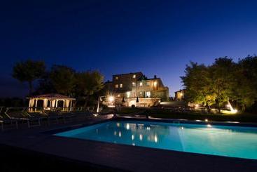 酒店 Fattoria Le Giare Agriturismo