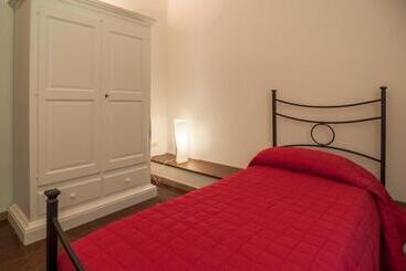 레지던스 Agriturismo Oasi Torre Del Colle