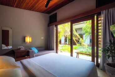 Курорт Komune And Beach Club Bali