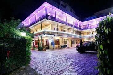 Aroma Nainital By Royal Collection Hotels