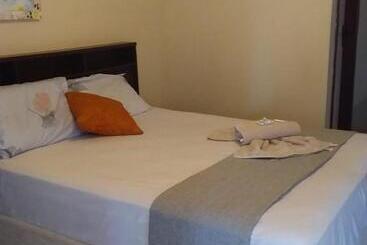 Пансион Casa Dos Artistas