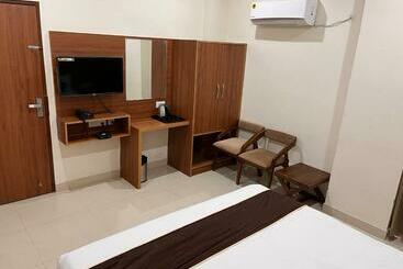 فندق The Knights Inn