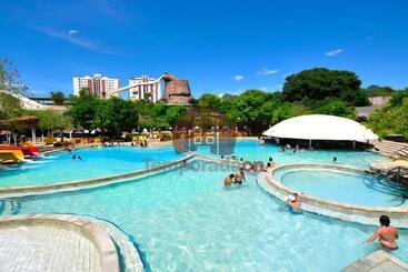 هتل آپارتمان Piazza Diroma Com Acesso Ao Acqua Park Edilane