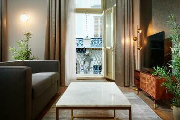 Golden Angel Suites By Prague Residences