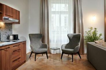 Golden Angel Suites By Prague Residences