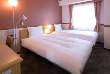 هتل Toyoko Inn Ueda Ekimae