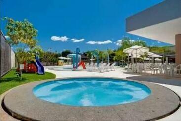 هتل Le Jardin Suites