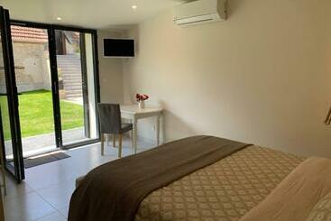 تختخواب و صبحانه Domaine Miltat   Chambre Crayère