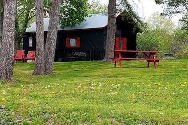 בית מלון כפרי Antigonish Evergreen Inn