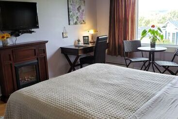 בית מלון כפרי Antigonish Evergreen Inn