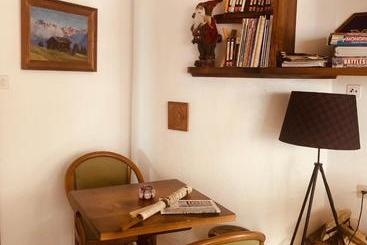 בית מלון כפרי Boutique Hôtel Le Déserteur