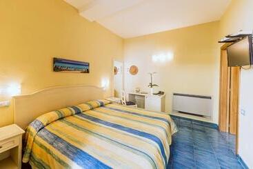 호텔 Cava Dell'isola