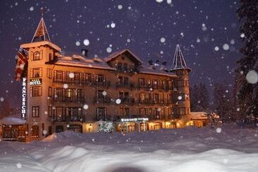 ホテル Franceschi Park