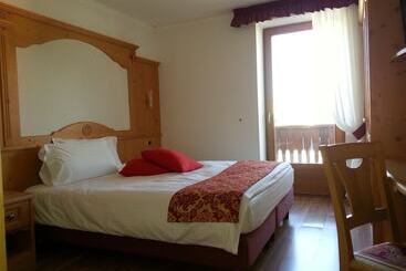 בית מלון כפרי Gardenia