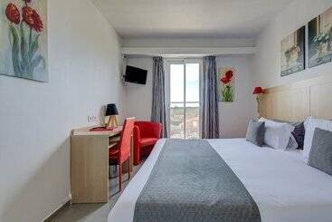 ホテル Les Nevons