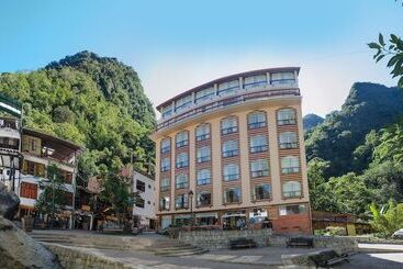 ホテル Taypikala Machupicchu