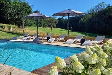 ペンション Le Clos Du Cerf   Le Sous Bois
