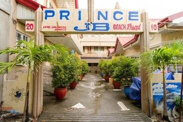 호텔 Reddoorz @ Prince Jb Beach Resort Zambales