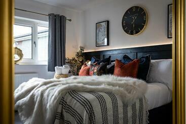 The Angharad Hotel And Restaurant