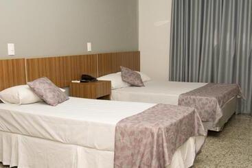 Bombonato Hotel Fácil Acesso Ao Aeroporto E Parque De Exposições Abcz By Up