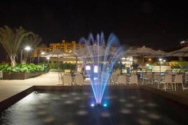 هتل Evian Thermas Residence Caldas Novas