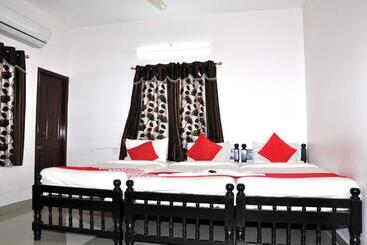 酒店 Kiruba Castle