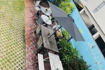 Мотель Albert Number 6