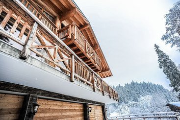 هتل Crans Luxury Lodges