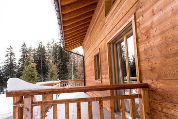 هتل Crans Luxury Lodges