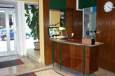 هتل Albergo Dei Pini