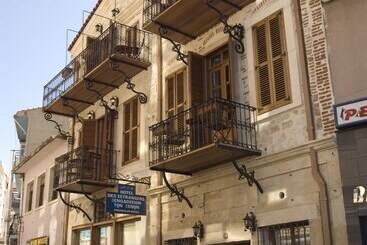 בית מלון כפרי Des Etrangers   Special Category