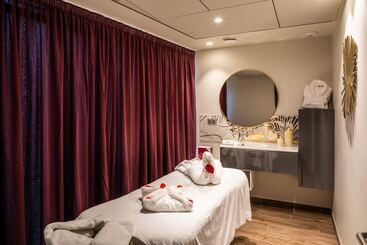 هتل Edgar Hôtel & Spa   Table Gastronomique