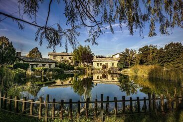 هتل Herceg Etno Selo Međugorje