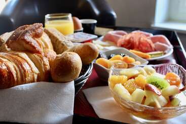 هتل Hôtel Le Charleston