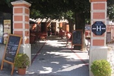 酒店 La Météorite