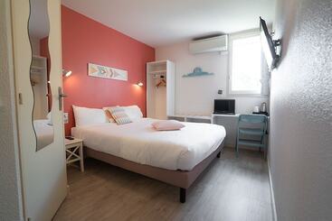 ホテル Logis Hôtel Le Rialto