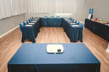 בית מלון כפרי Plaza Inn Trevo Sorocaba