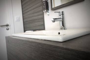 酒店 Logis Hôtel & Restaurant Les Mouettes   Larmor Plage, Proche De Lorient