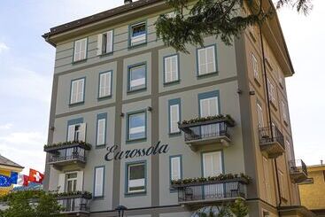 هتل Ristorante Eurossola